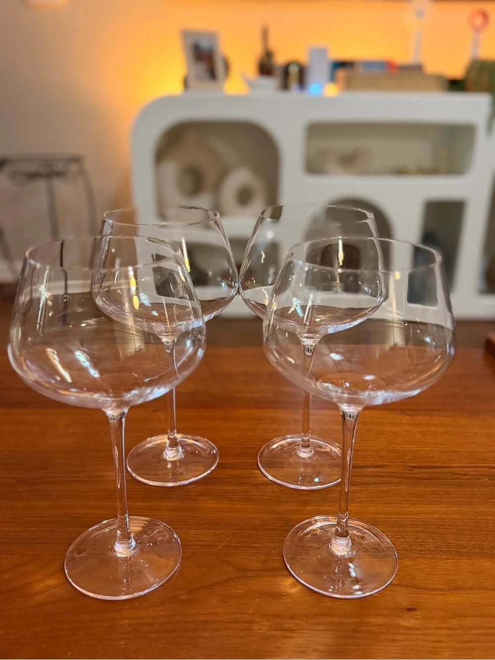 Ultra lightweight Oversized Wine Glasses Set of 4- for wine/ cocktail/ mocktails